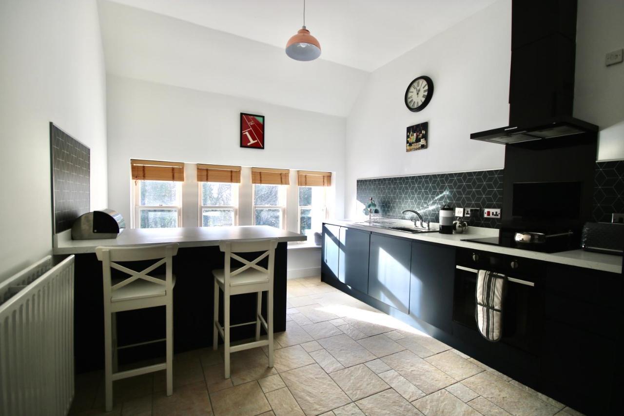 Serviced Accommodation Moray - Lesmurdie House เอลจิน ภายนอก รูปภาพ