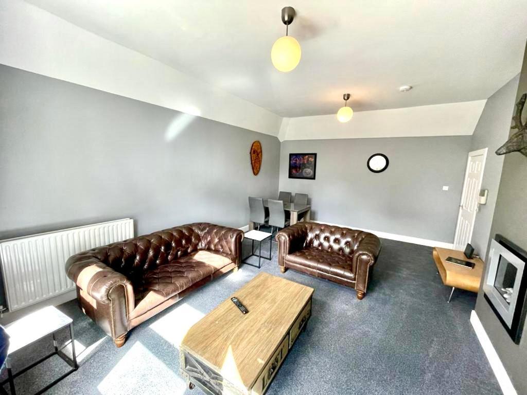 Serviced Accommodation Moray - Lesmurdie House เอลจิน ภายนอก รูปภาพ