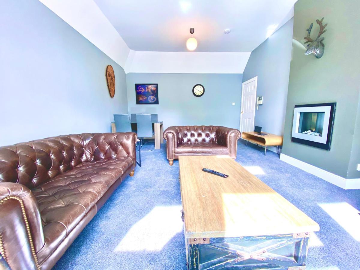 Serviced Accommodation Moray - Lesmurdie House เอลจิน ภายนอก รูปภาพ