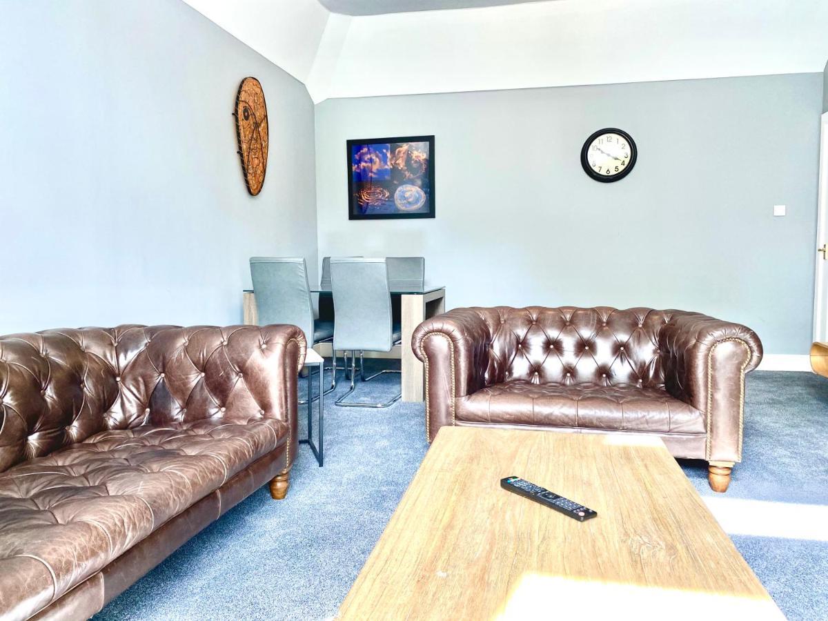 Serviced Accommodation Moray - Lesmurdie House เอลจิน ภายนอก รูปภาพ