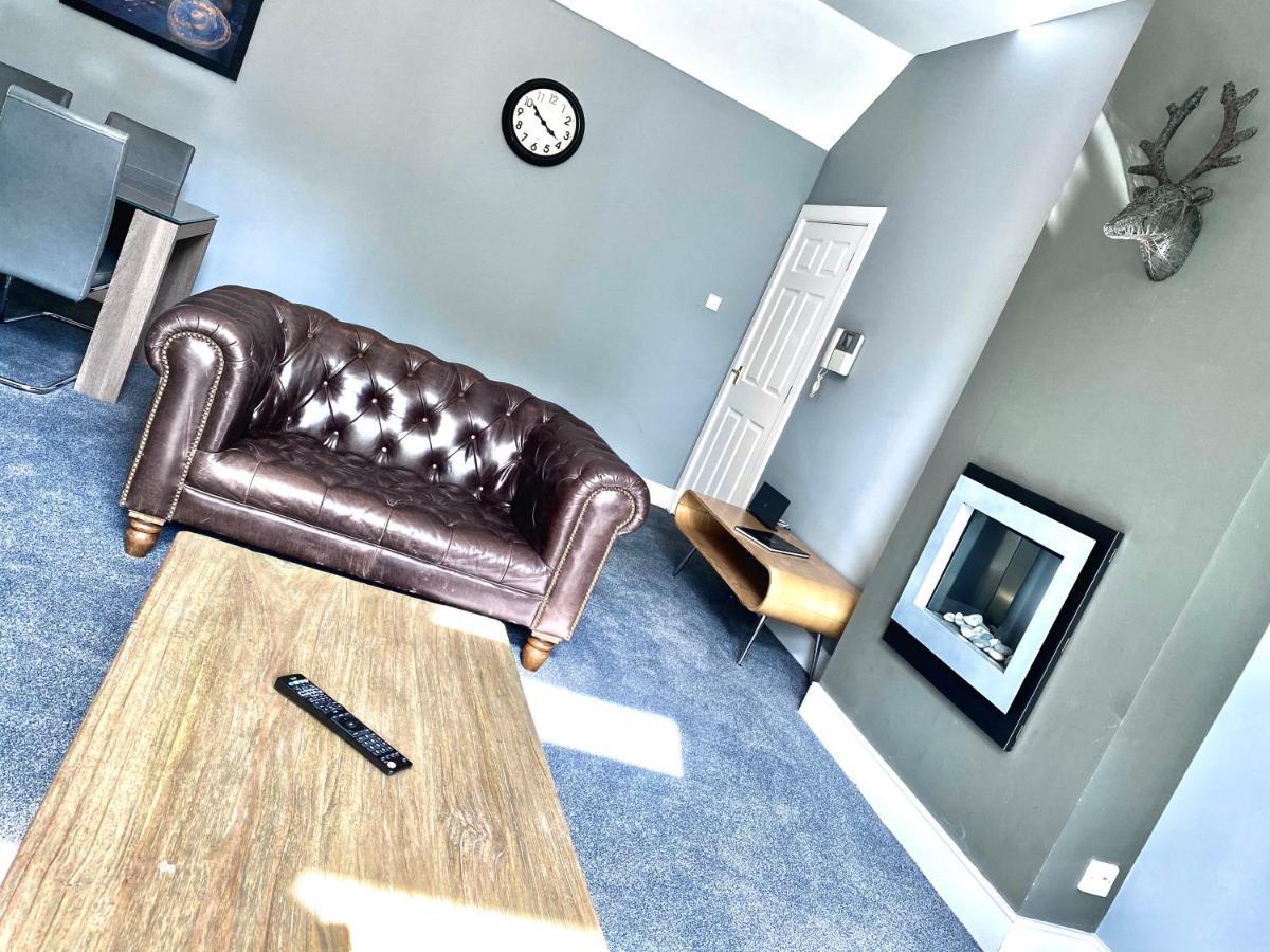 Serviced Accommodation Moray - Lesmurdie House เอลจิน ภายนอก รูปภาพ